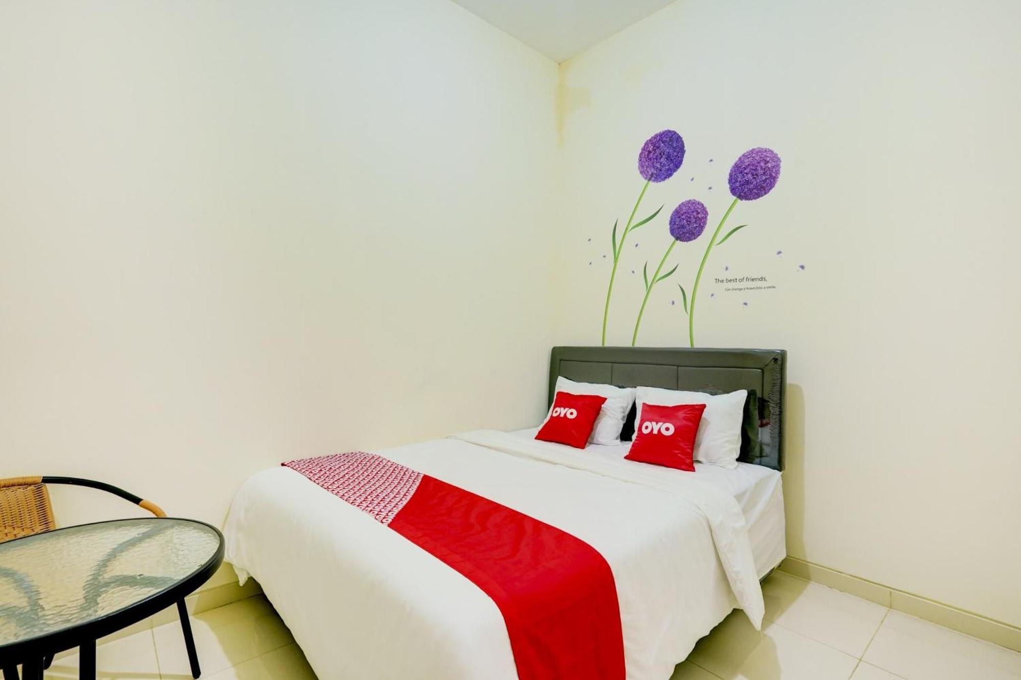 Oyo 90173 Innapp Tenggilis Family Residence Surabaya Esterno foto